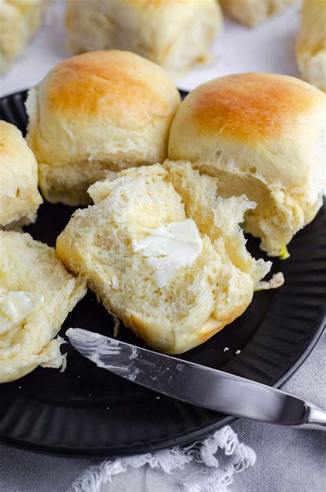 easy yeast rolls for beginners