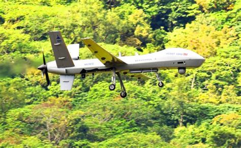 taiwan selesaikan pengujian drone tempur generasi berikutnya teng yun