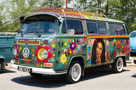 hippie volkswagen van jigsaw puzzle  cars bikes puzzles