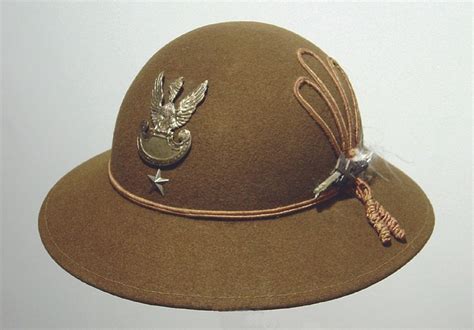 kapelusze w armii ~ long story short