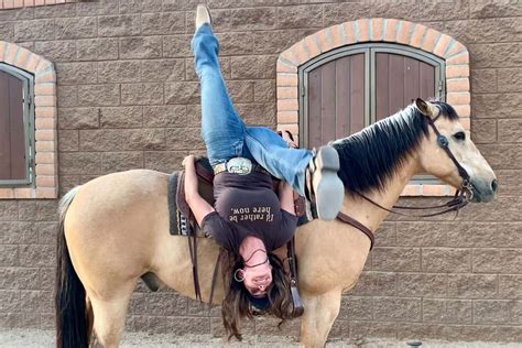 Outlaw Annie S Daily Barn Workouts Cowgirl Magazine