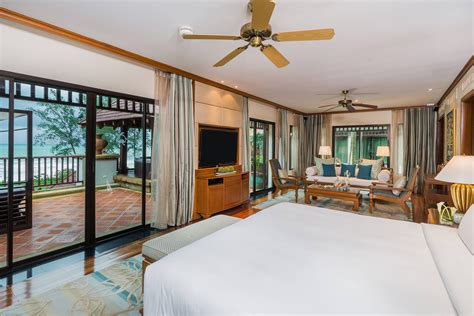 star luxury phuket beach accommodation jw marriott phuket resort spa