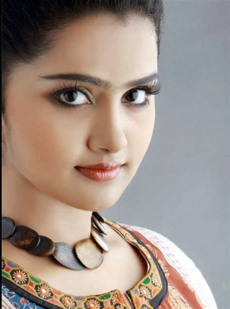 anupama parameshwaran actress photos 7 south indian cinema magazine