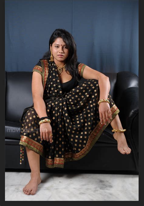 Telugu Actress Photos Hot Images Hottest Pics In Saree