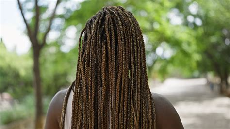 4 Tutorials Showing How To Do Perfect Goddess Locs Belletag