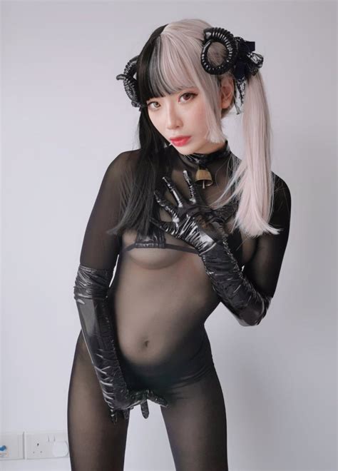 Ppozorp Asian Racing Queen And Cosplay Pin 59141921
