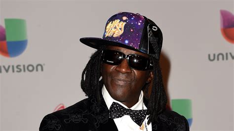 flavor flav reportedly attacked punched  face  las vegas casino thegrio