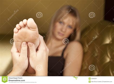 blonde foot massage dec hot teen kissing
