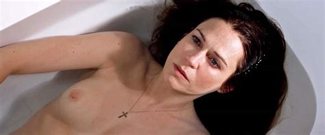 Marie Josee Croze Topless Scene From Le Confessioni Scandal Planet