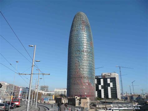 barcelona complet manel cantos barcelona  edificios modernos  poblenou vil la olimpica