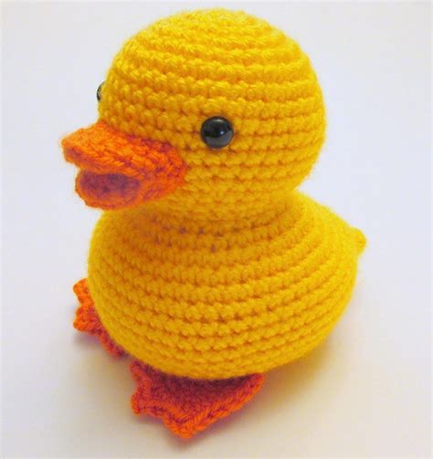 amigurumi ducky crochet pattern  heather sonnenberg