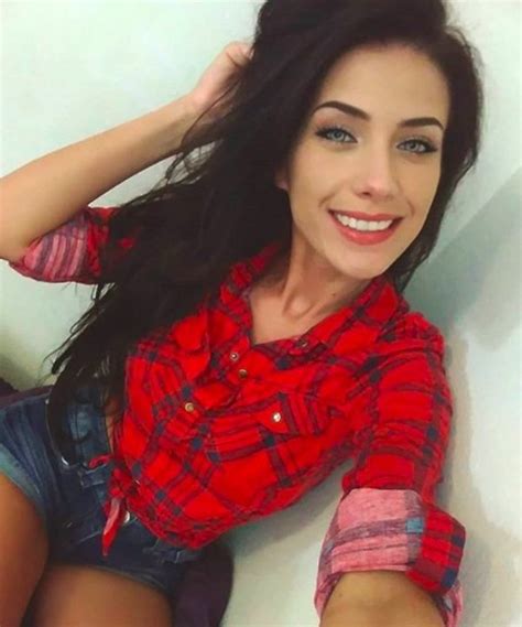 sexy girls in flannels barnorama