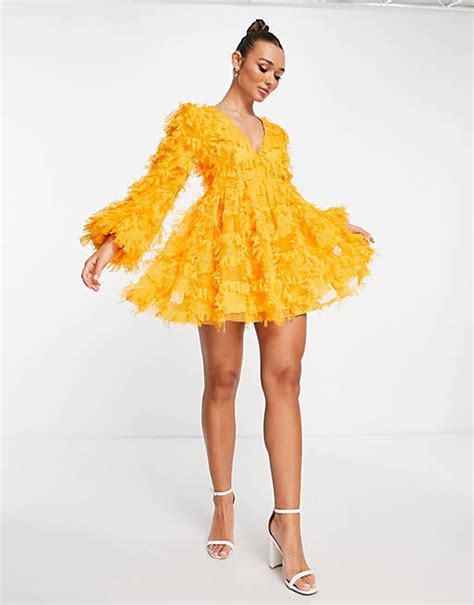 asos edition mini jurk van getextureerd mesh met lange mouwen en  hals  oranje asos