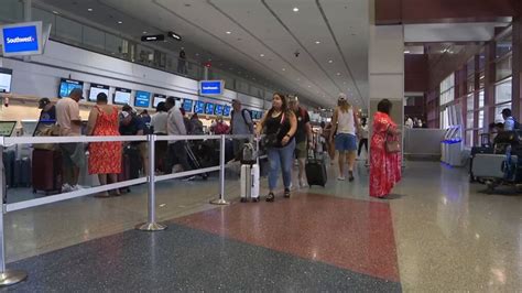 Steady Passenger Numbers Continue To Roll In At Harry Reid Airport