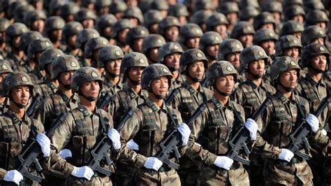 china ruestet militaer auf militaeretat steigt deutlich