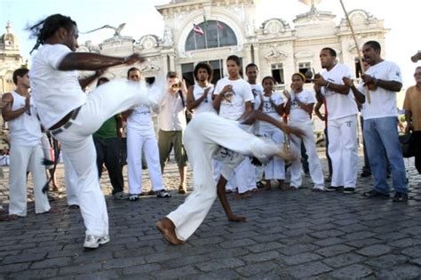 heefal capoeira