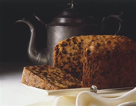 traditional british rich fruit cake recipe with images