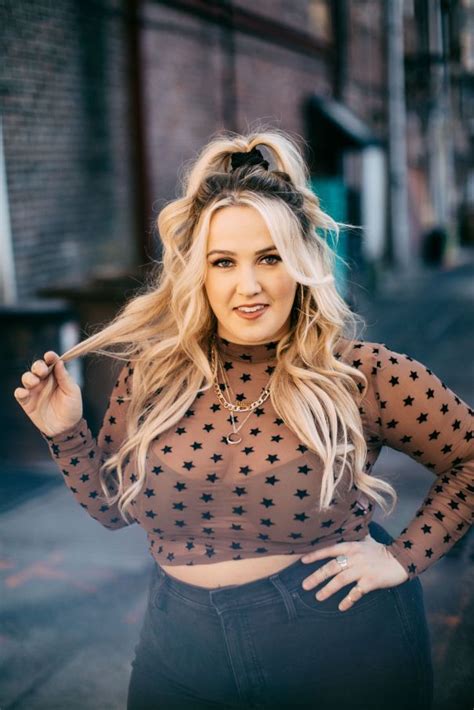 10 female country artists to have on your radar