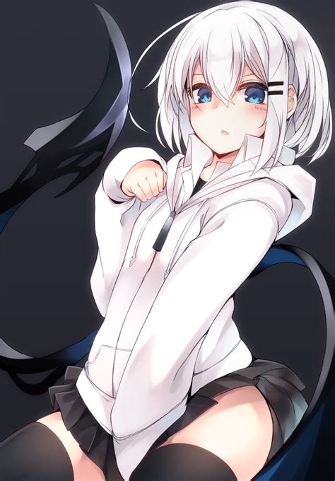 Anime Girl With Short White Hair And Blue Eyes