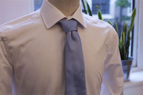 men s shirt and tie combination