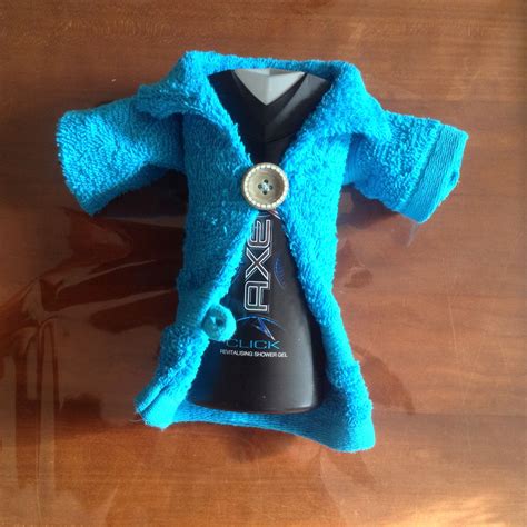 badjas van  washandjes om douchegel diy fathers day gifts craft gifts towel animals towel