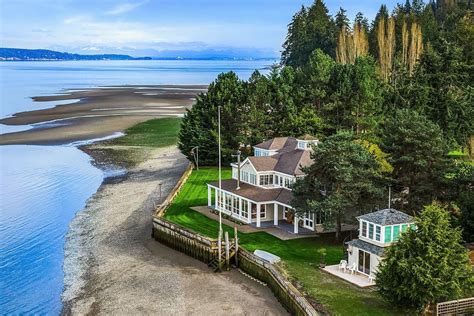 A Historic Waterfront Estate In Camano Island For Self Sufficient