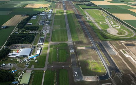 overleg  vliegroutes lelystad airport uitgesteld luchtvaartnieuws