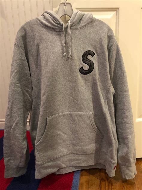 supreme supreme  logo heather grey hoodie grailed