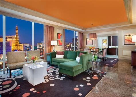 las vegas hotel suites   expensive hotel rooms  las vegas