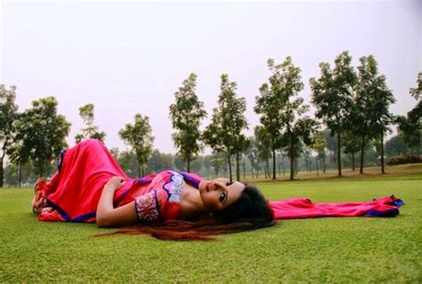 bangladeshi model actress pori moni hd photo wallpapers ~ prozukti24