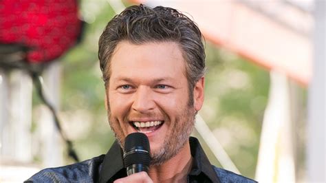 people magazine names blake shelton its sexiest man alive 2017 ctv news