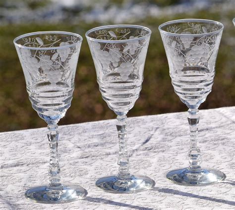 vintage etched wine glasses set of 5 rock sharpe circa 1960 s