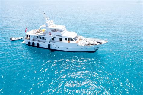 port douglas luxury yacht charter ap yotspace superyacht charters