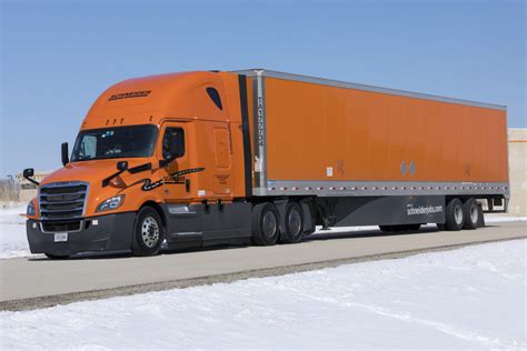 schneider delivers  driver comfort  upgraded trucks    dc velocity