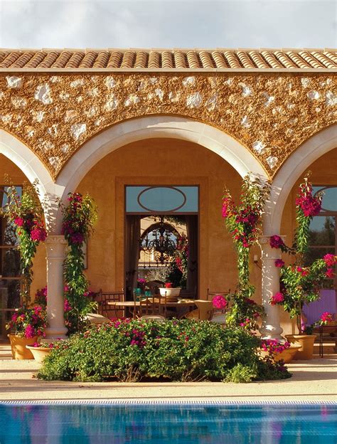 Una Casa En Mallorca Rodeada De Olivos