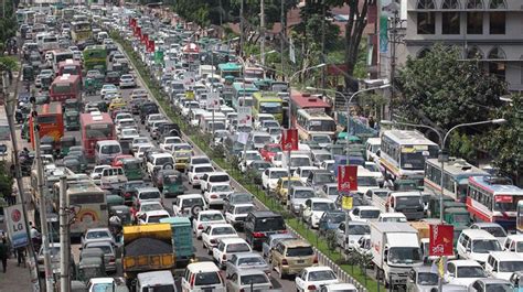 Traffic Jam Costs Tk 370bn A Year The Asian Age Online