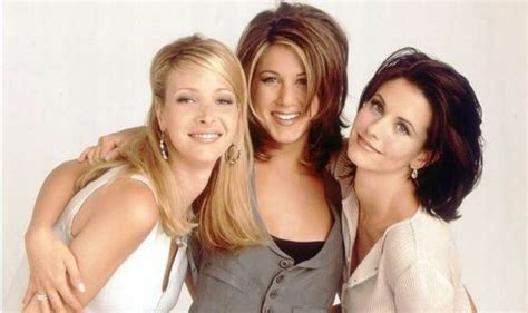 Friends Actresses Jennifer Aniston Courteney Cox And Lisa Kudrow In