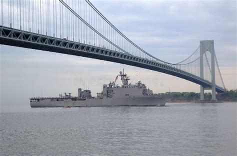 Uss Oak Hill Dock Landing Ship United States Navy Parade Ships Fleet