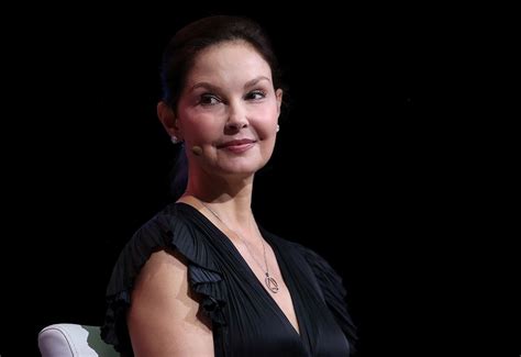 Ashley Judd To Campaign For Elizabeth Warren In New