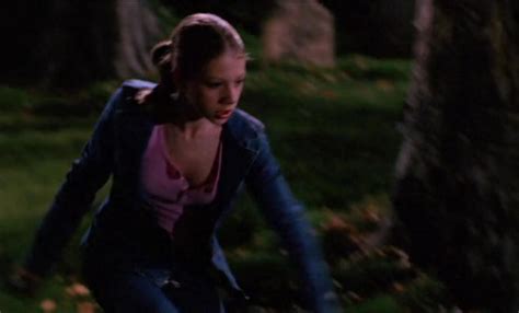 michelle trachtenberg desnuda en buffy the vampire slayer