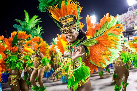 rio carnival         biggest street party   world