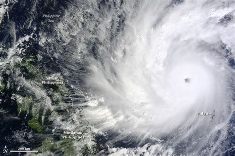 typhoon hagupit image   day