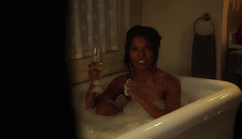 Naked Keesha Sharp In Lethal Weapon