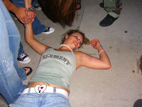 Passed Out Party Girls 2 Gallery Ebaum S World