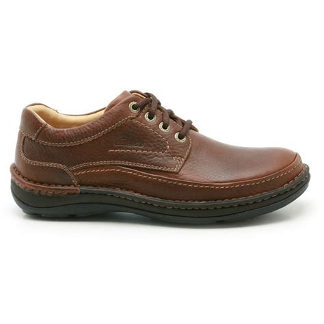 clarks mens nature  mahogany leather shoes