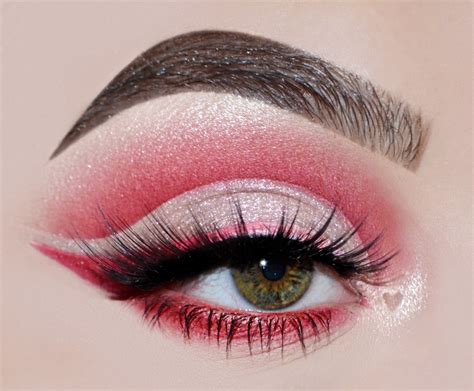 red cut crease tutorial   create  cut crease eye makeup