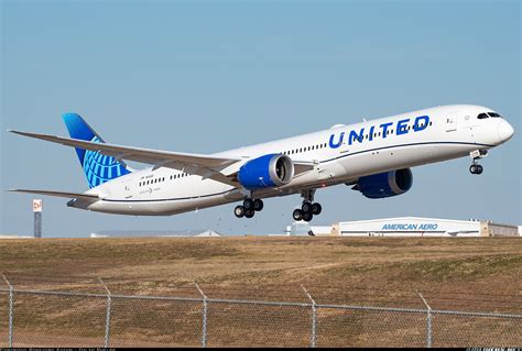 boeing   dreamliner united airlines aviation photo  airlinersnet