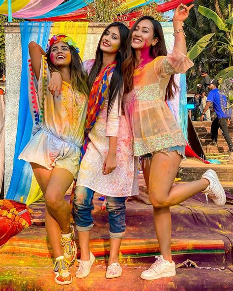 Hot Desi Girls Playing Holi Guru Ghantal