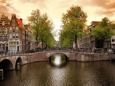 henri luxury lifestyle  years amsterdam canals