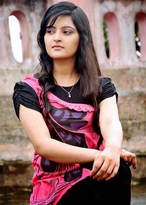 pori moni spicy bangladeshi model and rising actress very hot and sexy stills free wallpapers